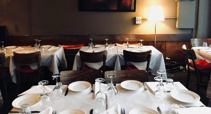 Photo of restaurant Himalayan Hub Indian Restaurant in Clifton Hill, Melbourne - Photo 4