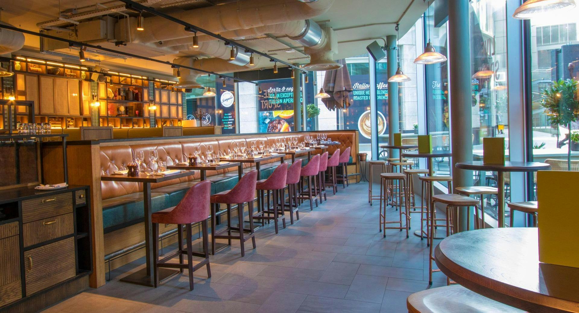 Restaurant Broadwood Pub & Kitchen in Spitalfields, London