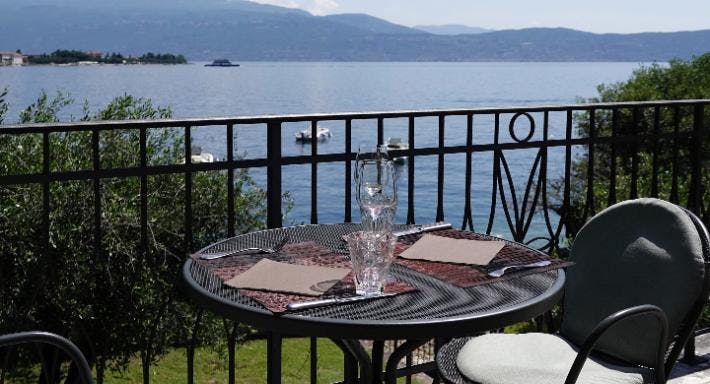 Foto del ristorante La terrazza sul lago di Villa Maria a Toscolano Maderno, Brescia
