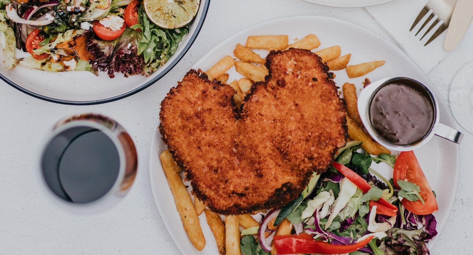 Restaurant Central Hotel in Stroud CBD, Stroud NSW