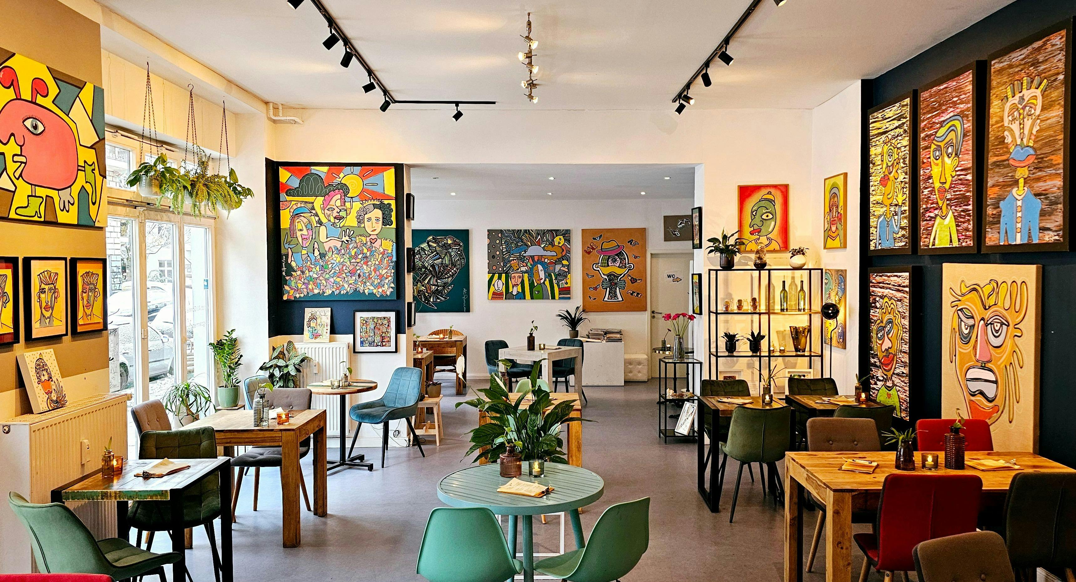 Photo of restaurant Café ILOstan in Schöneberg, Berlin - Photo 10