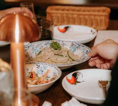 Restaurant Luss Restaurant and Bar in Commonwealth, Singapore