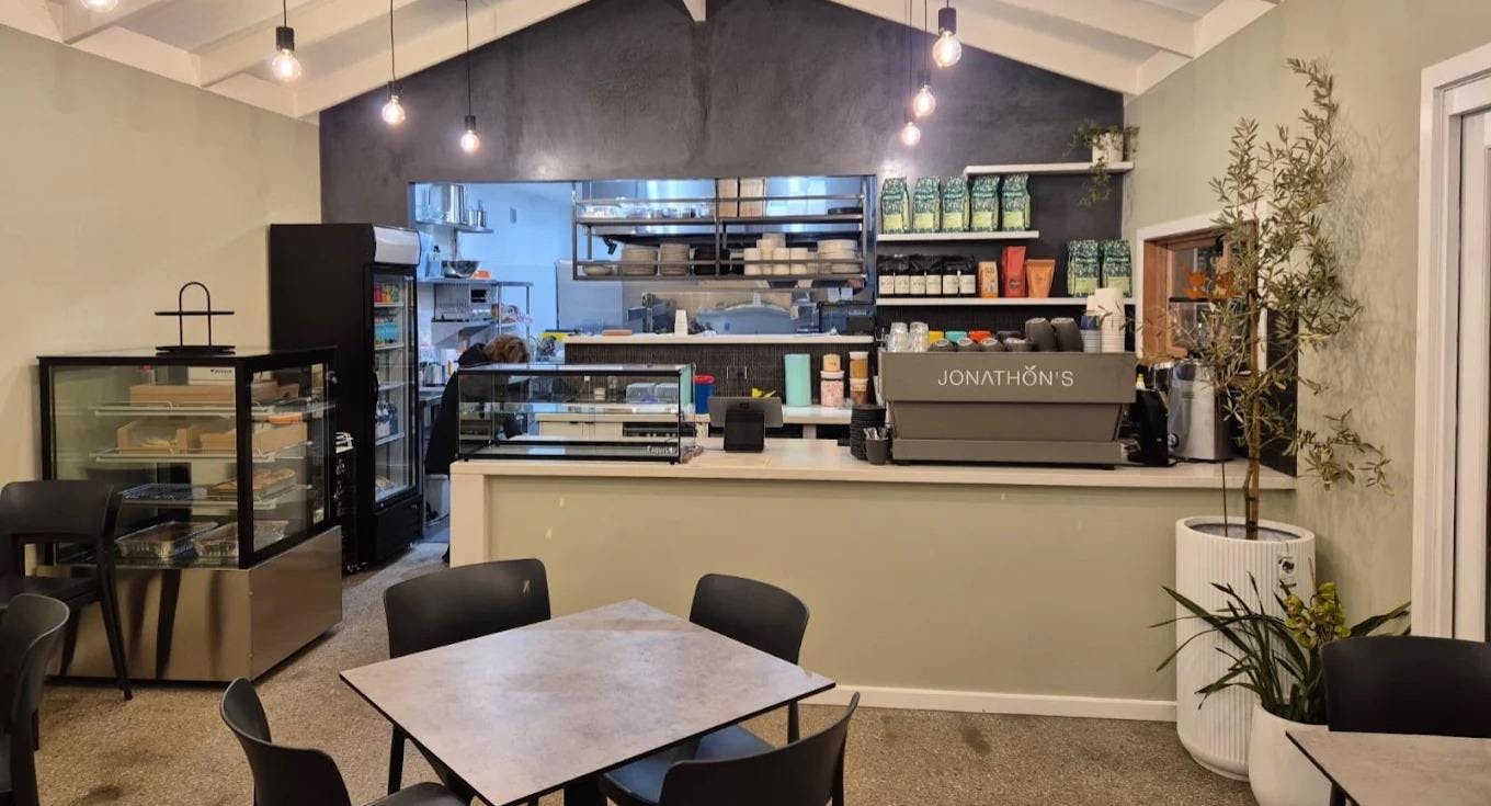 Restaurant Jonathon's Cafe in Kew, Melbourne
