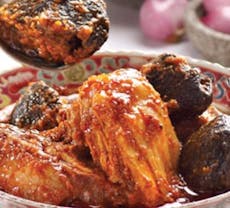 Restaurant Straits Chinese Nonya - Esplanade Mall in City Hall, Singapore