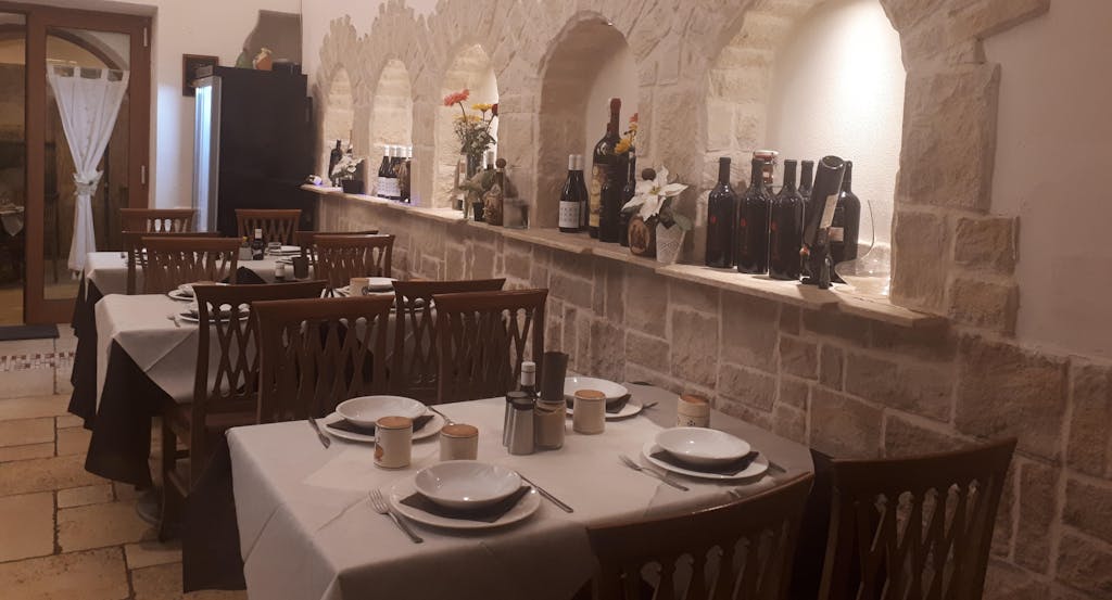 Interno del ristorante Le Nicchie di Bari - Fonte: Quandoo