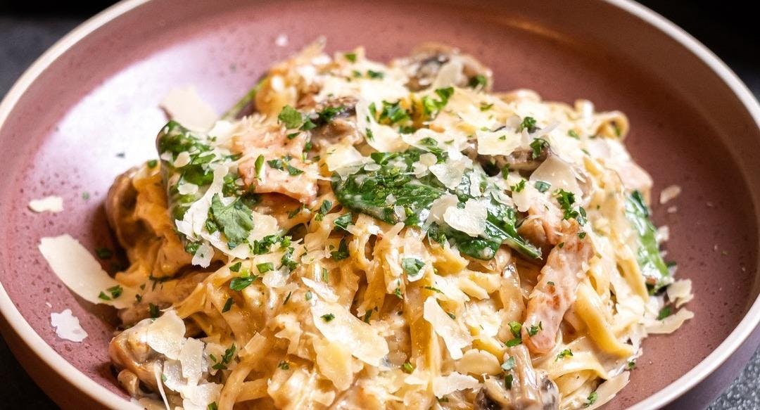 Photo of restaurant Crust Pizza Restaurant - Brighton in Brighton, Melbourne - Photo 3