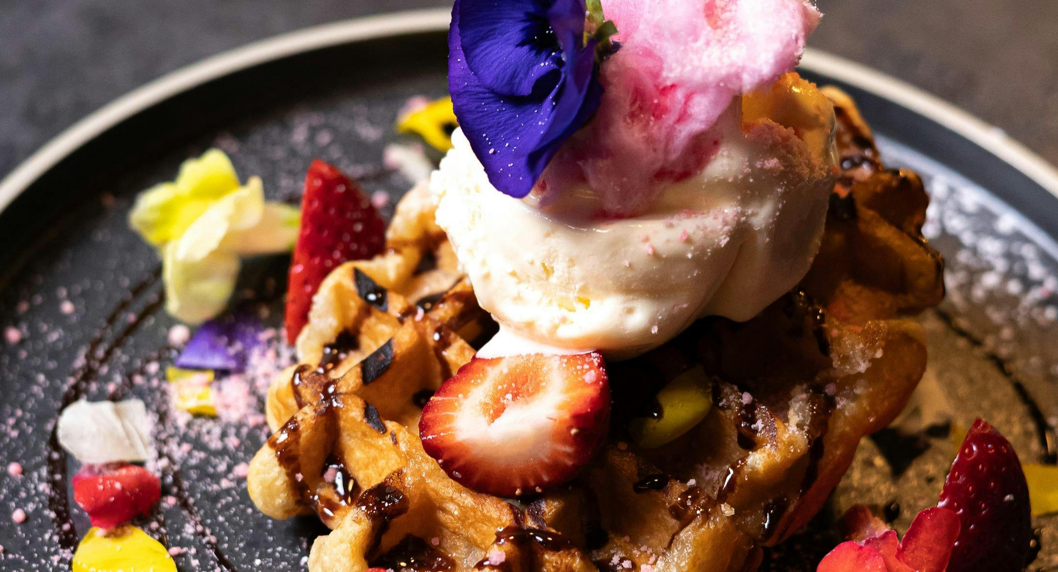 Photo of restaurant Crust Pizza Restaurant - Brighton in Brighton, Melbourne - Photo 2