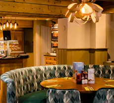 Restaurant HARVESTER SHOREHOUSE SOUTHEND-ON-SEA in Westcliff-on-Sea, Southend-on-Sea