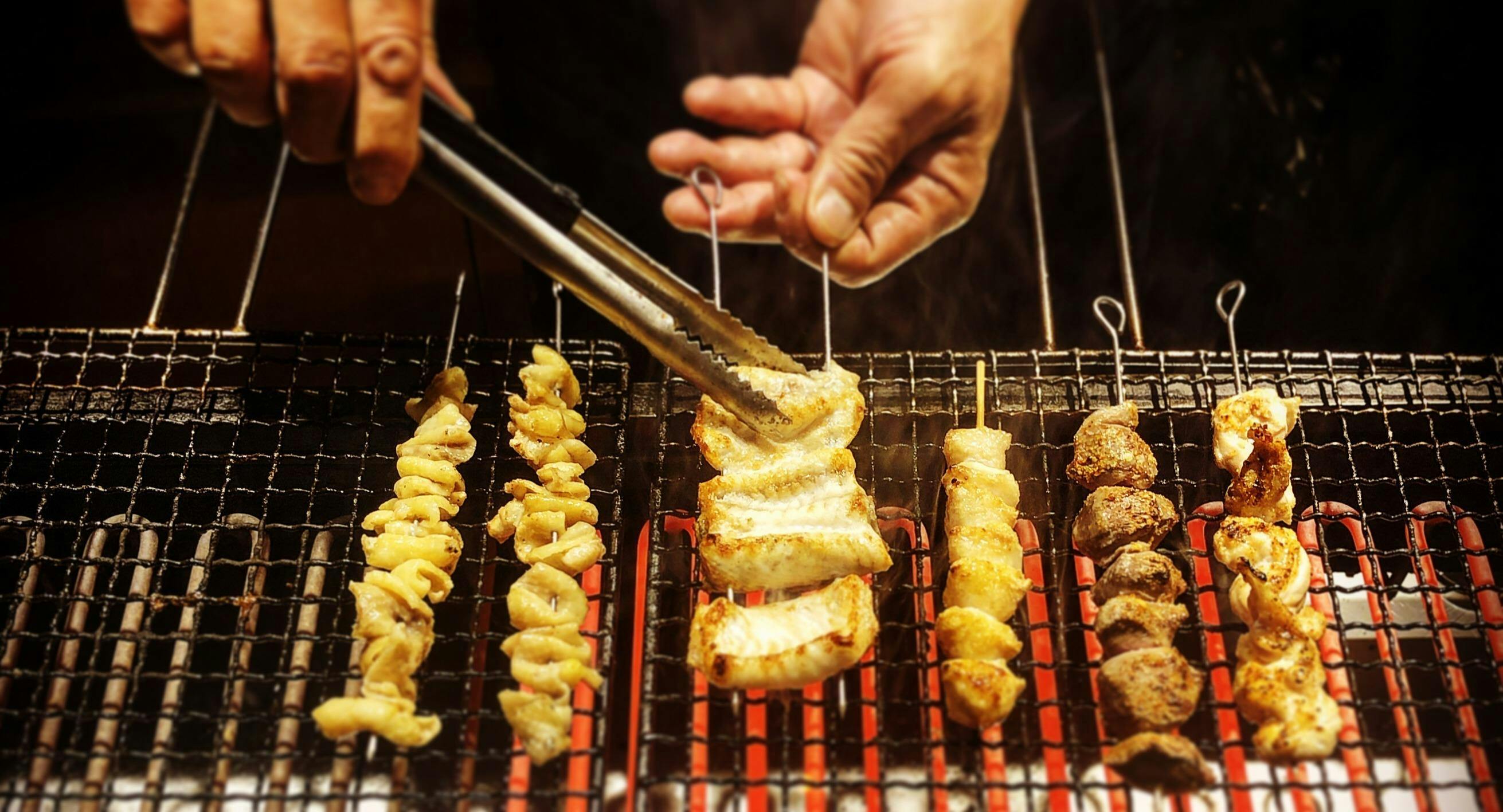 在香港旺角的tsuki Izakaya 月 火鳳燒鳥