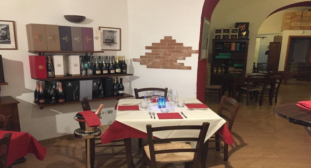 Foto del ristorante Convivium Colonna by Enoteca Mercadante a Chiaia, Napoli