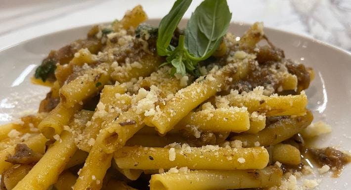 Restaurant Trattoria “O’ maresciallo “ in Centro Storico, Naples