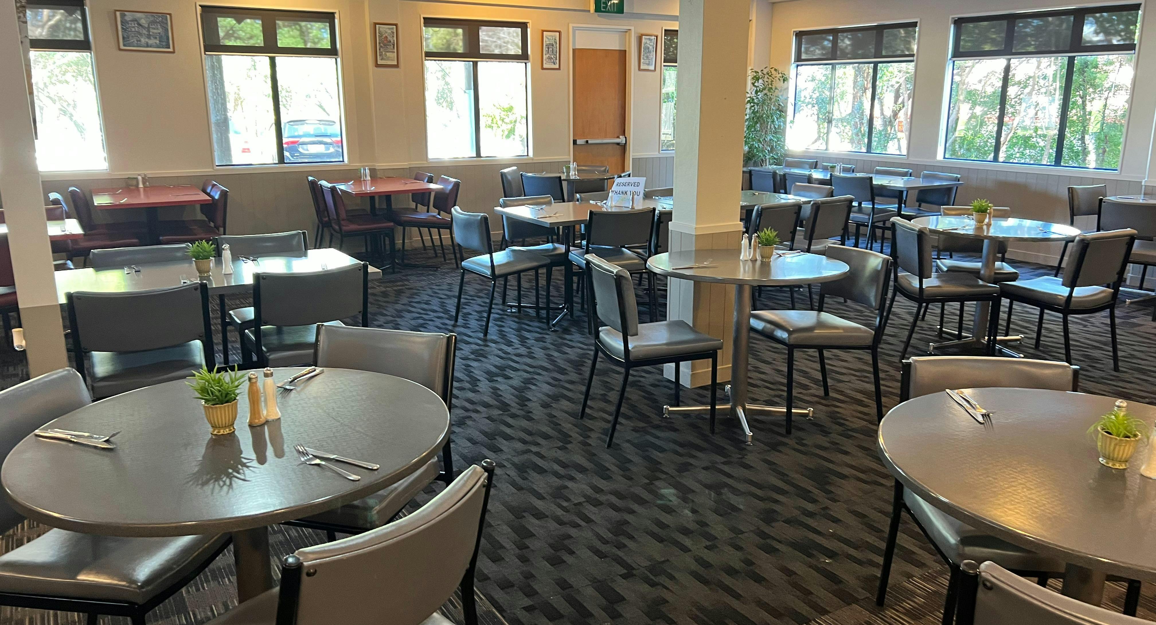 Restaurant Don Stott Memorial Restaurant in Birkenhead, Auckland