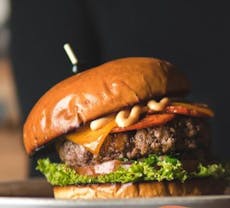 Restaurant The Happy Bull in Oost, Amsterdam