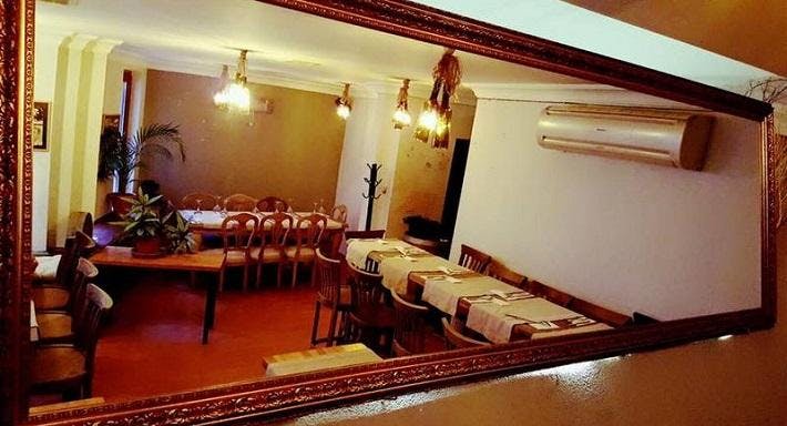 Beşiktaş, İstanbul şehrindeki Bistro Şair Leyla restoranının fotoğrafı - Photo 2
