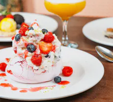 Restaurant INN AT MAYBURY in Woking, Woking