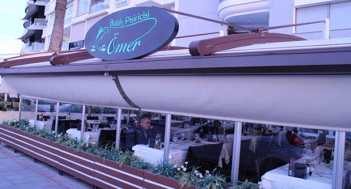 Alsancak, İzmir şehrindeki Ömer Balık Pişiricisi restoranının fotoğrafı