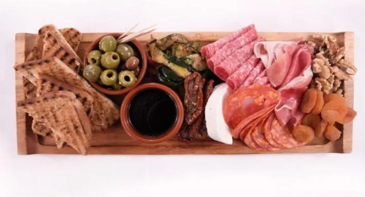 Photo of restaurant Steam Wine Bar & Restaurant in City of London, London - Photo 12