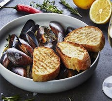 Restaurant The Pearl Fish & Grills in ,