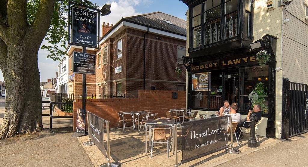 Photo of restaurant The Honest Lawyer in Town Centre, Scunthorpe