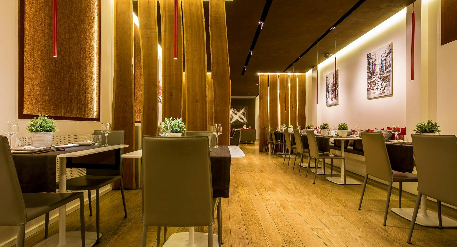 Restaurant DOU Asian Passion in Solari, Milan