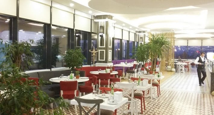 Photo of restaurant Tarihi Sebat Döner İstwest in Yenibosna, Istanbul