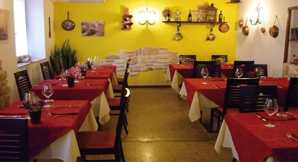 Photo of restaurant Trattoria Al Vecio Buseto in Golosine, Verona