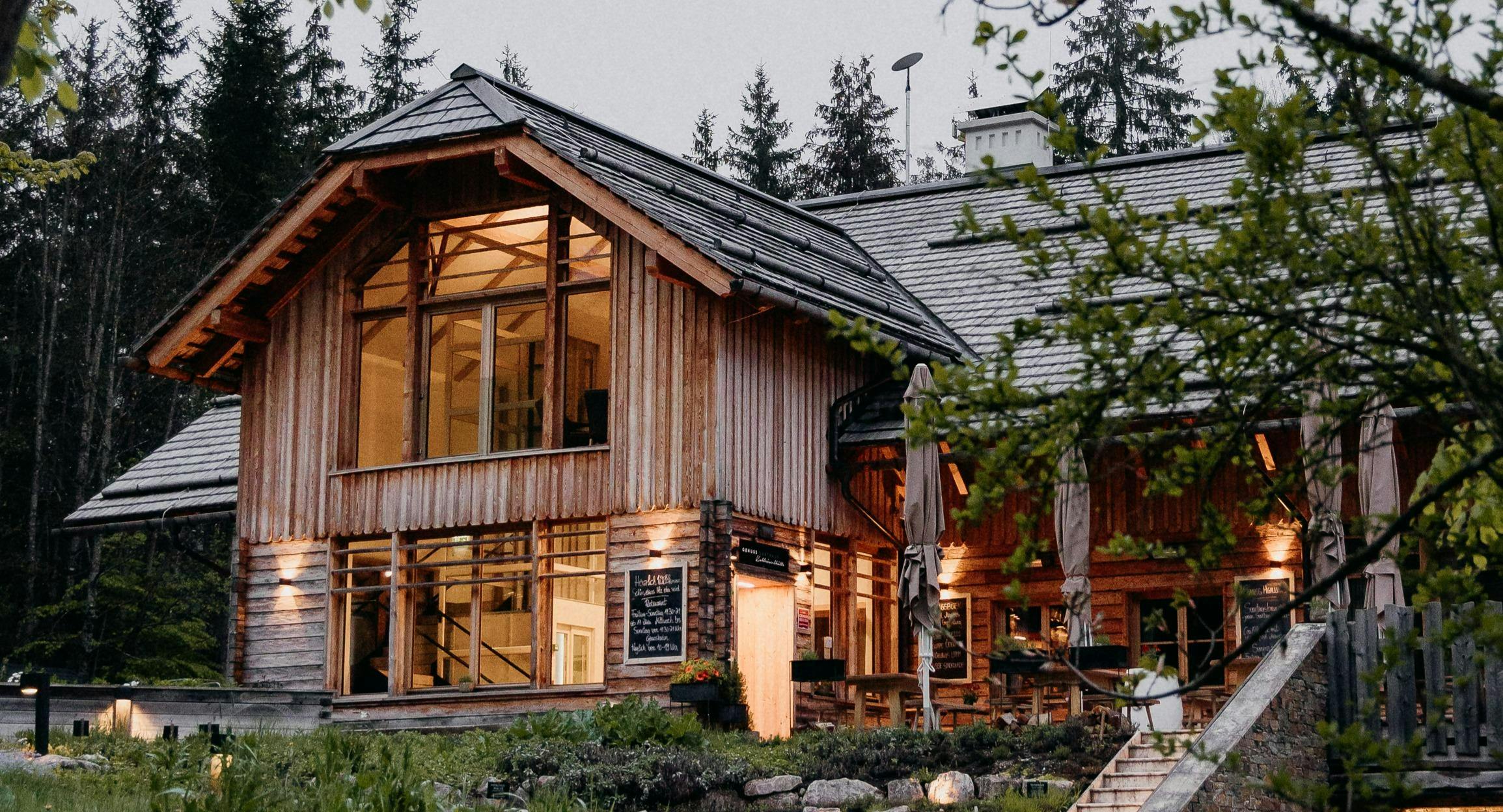 Restaurant Genuss Gasthaus Kohlröserlhütte in Umland, Bad Aussee