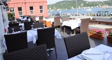Arnavutköy, İstanbul şehrindeki Vira Vira Balık restoranı