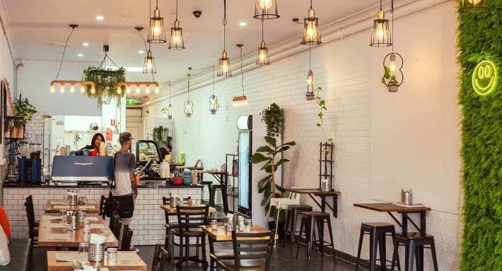 Restaurant Blue Lily Cafe in Preston, Melbourne