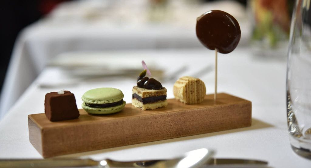 slider image 1