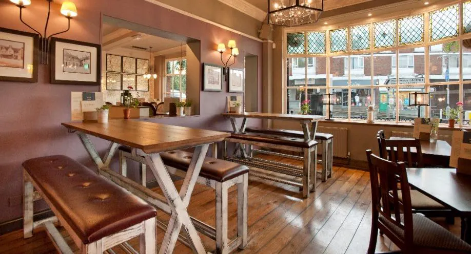 Photo of restaurant The Waterside Inn Ware in Town Centre, Harlow - Photo 8