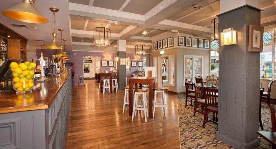 Photo of restaurant The Waterside Inn Ware in Town Centre, Harlow - Photo 9