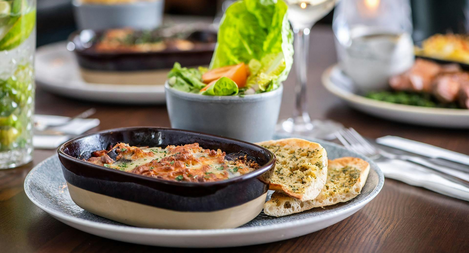 Photo of restaurant The Golden Retriever in Town Centre, Camberley