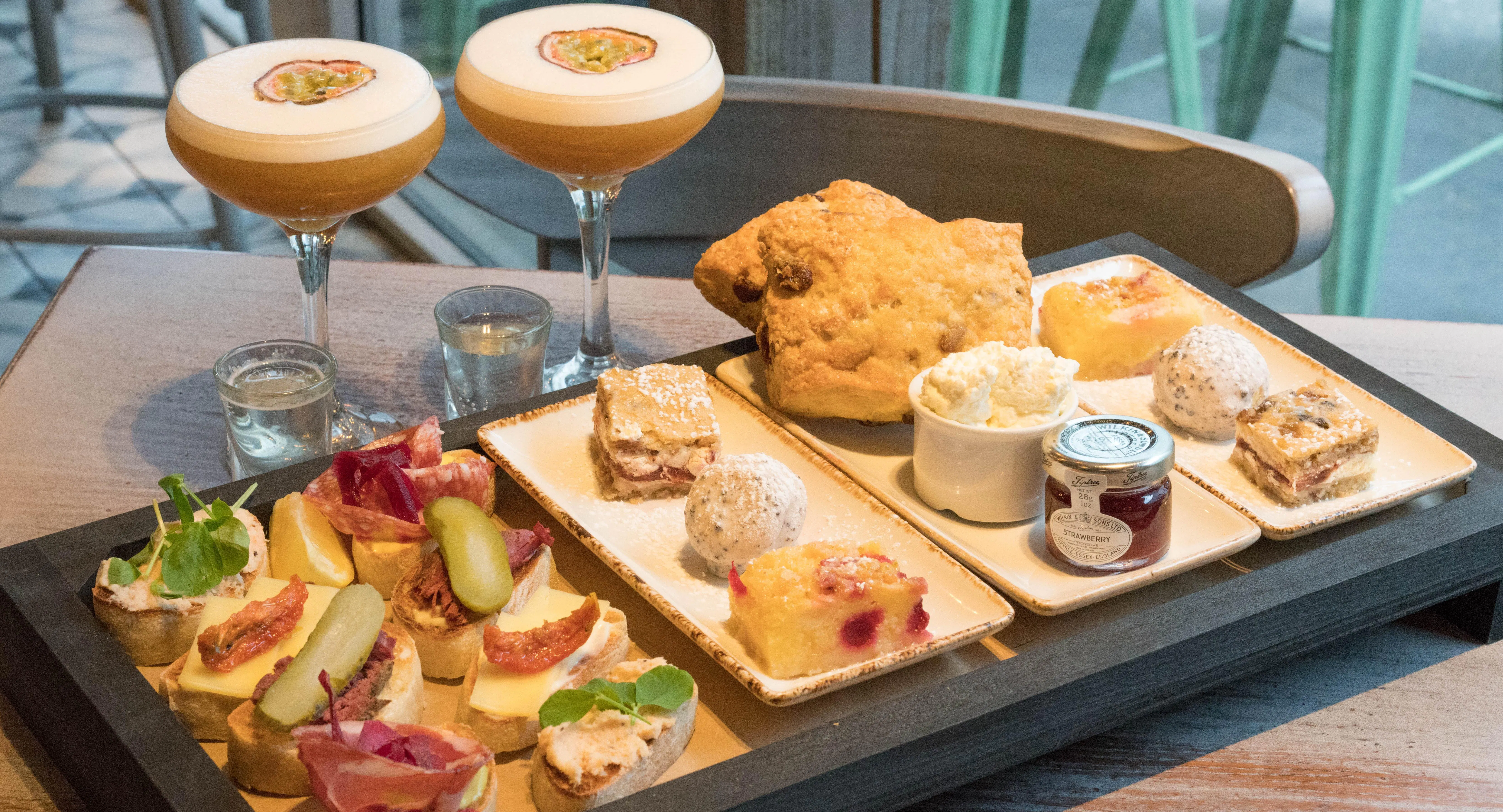 Photo of restaurant Slug and Lettuce Aldgate in Soho, London - Photo 2