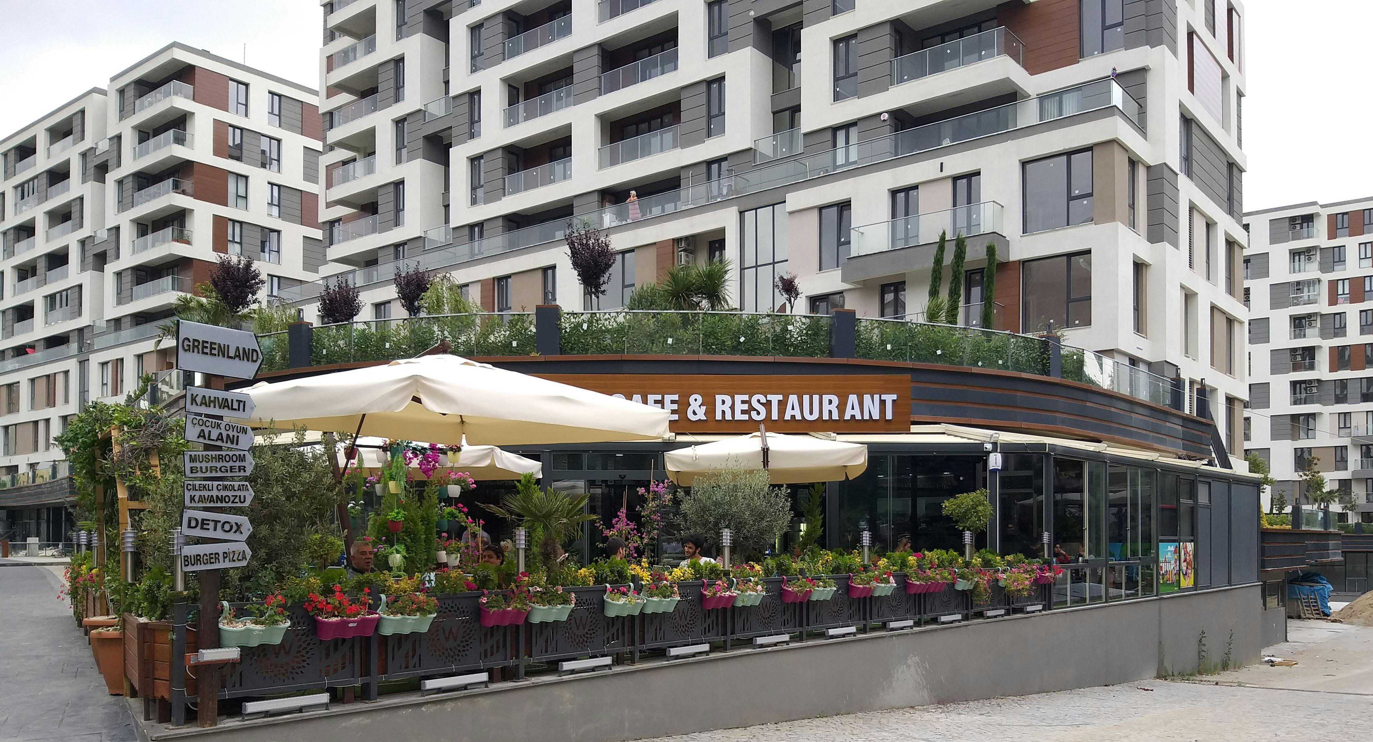 Beylikdüzü, İstanbul şehrindeki Green Land Cafe & Restaurant restoranının fotoğrafı