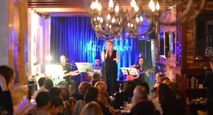 Beyoğlu, İstanbul şehrindeki Jazz Company restoranının fotoğrafı