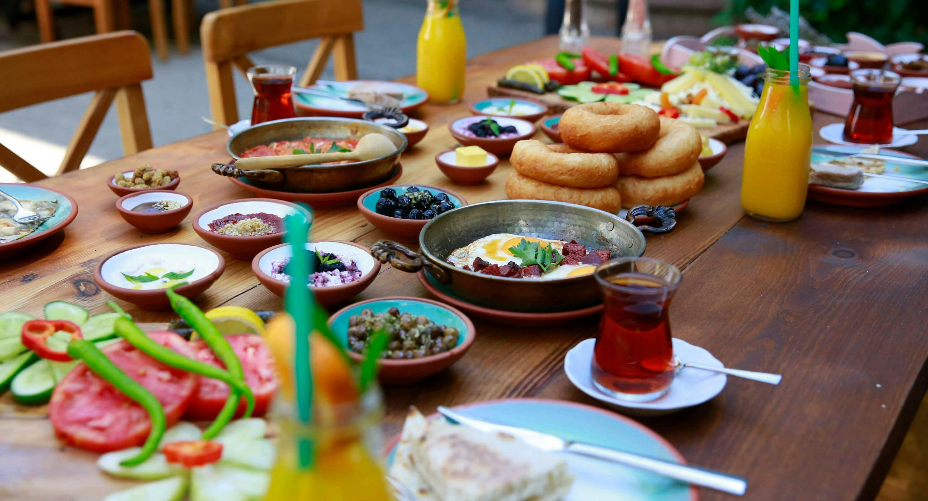 Photo of restaurant Ethem Efendi Bazlama Kahvaltı in Erenköy, Istanbul - Photo 2