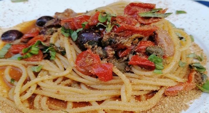 Restaurant Mo' Avast in City Centre, Palermo