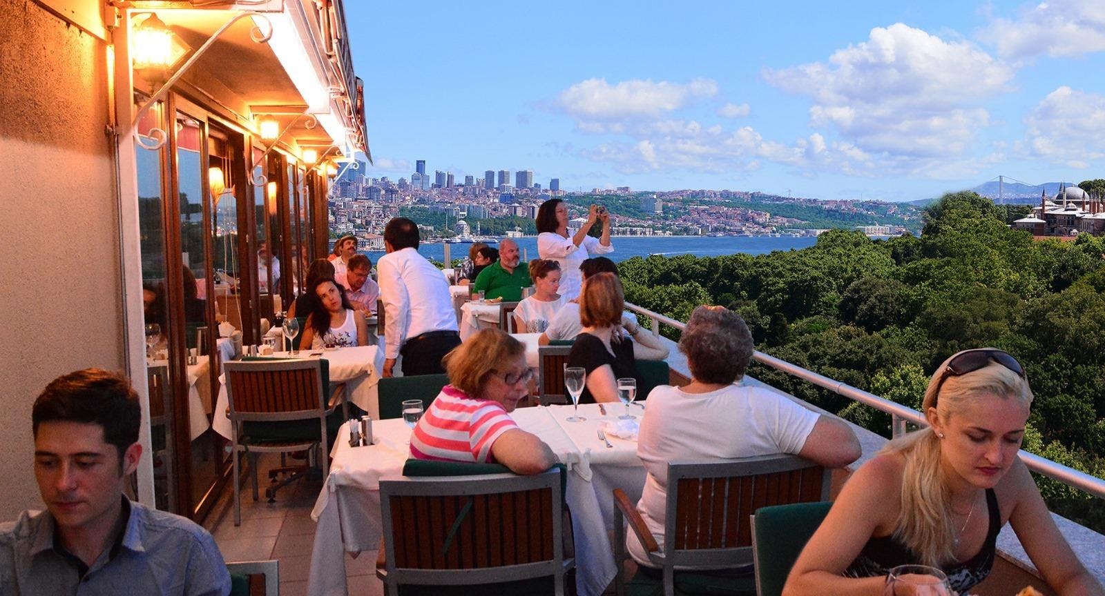 Sultanahmet, İstanbul şehrindeki SultanAhmet 360 Panorama Restaurant restoranının fotoğrafı