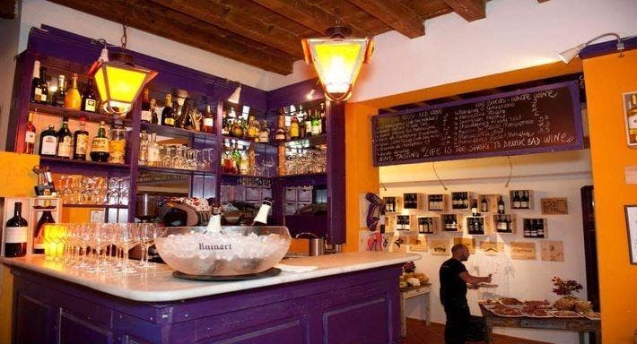 Restaurant Mangiafoco Osteria Tartuferia in Centro storico, Florence