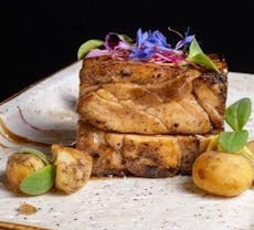 Restaurant DUE_cucina_vini_cocktail in Quadrilatero, Turin