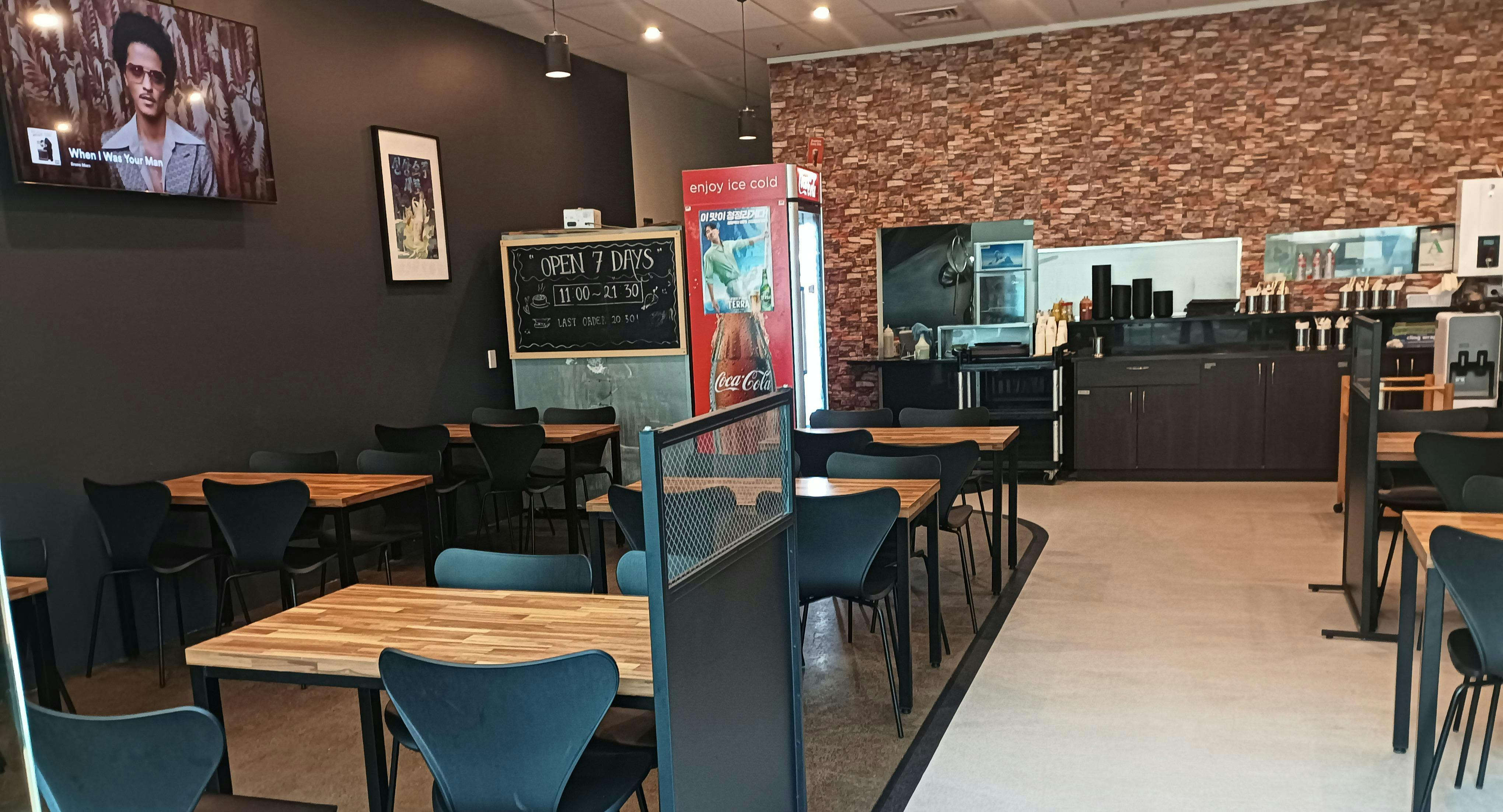 Photo of restaurant The Place in Takapuna, Auckland - Photo 2