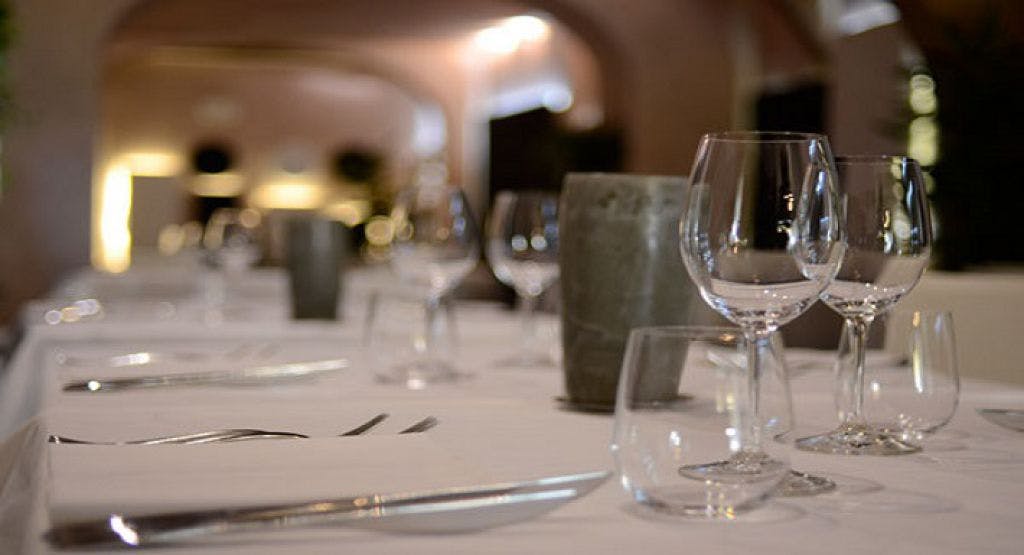slider image 1