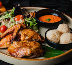 Restaurant Meet 2 Wine Bar & Restaurant (Suntec City Mall) in Promenade, Singapore