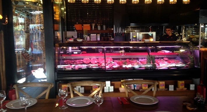 Yeşilköy, Istanbul şehrindeki Hikmet Steakhouse restoranının fotoğrafı