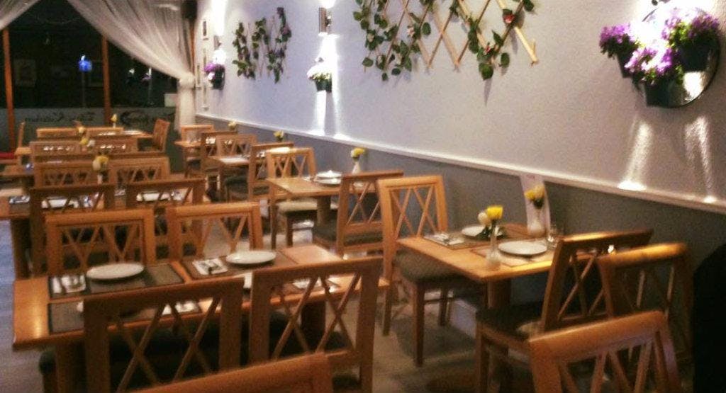 Photo of restaurant Tamarind Thai Kitchen in Oakwood, Leeds