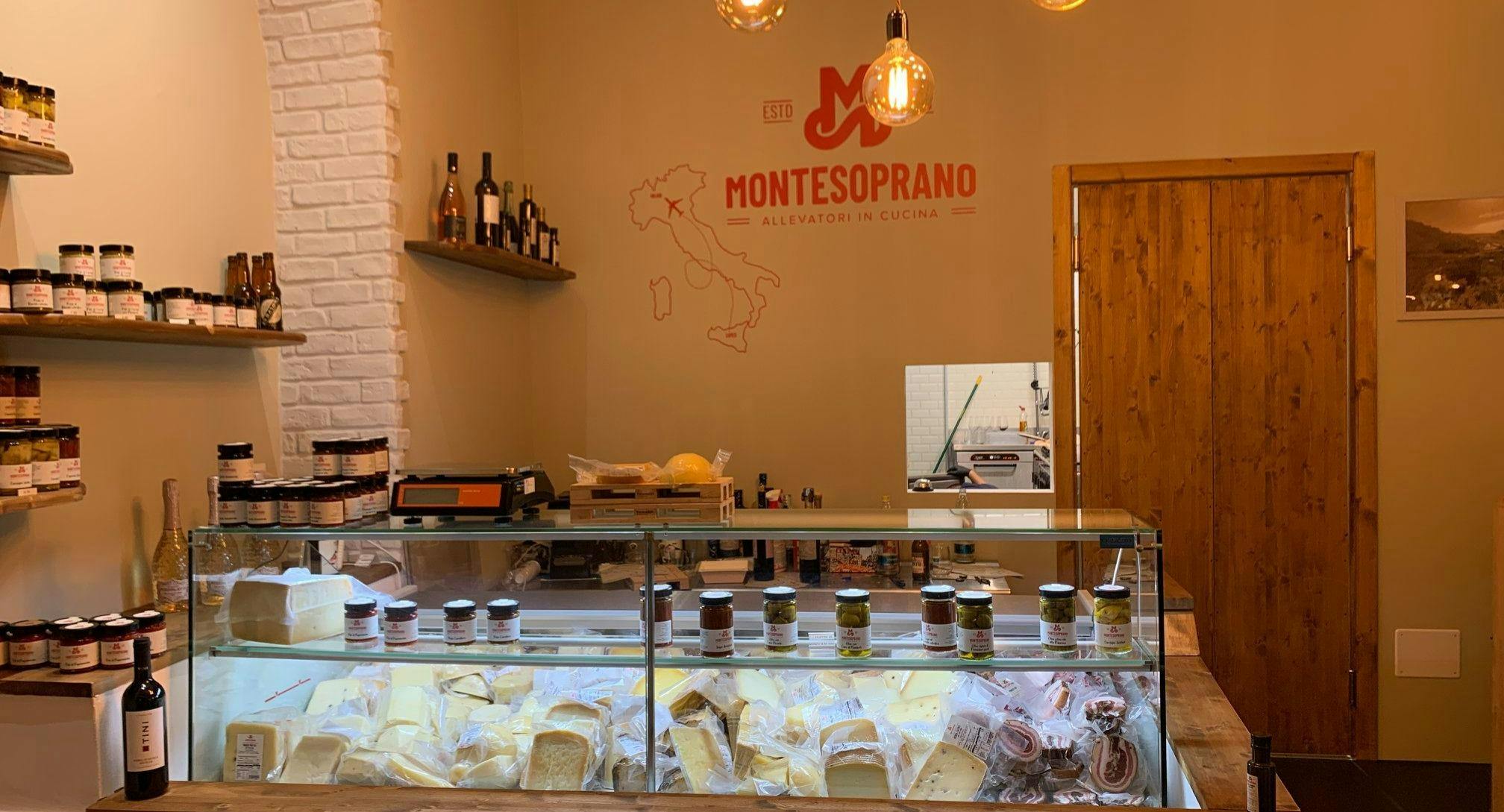 Photo of restaurant Montesoprano Piazza XXIV Maggio in Navigli, Milan - Photo 3