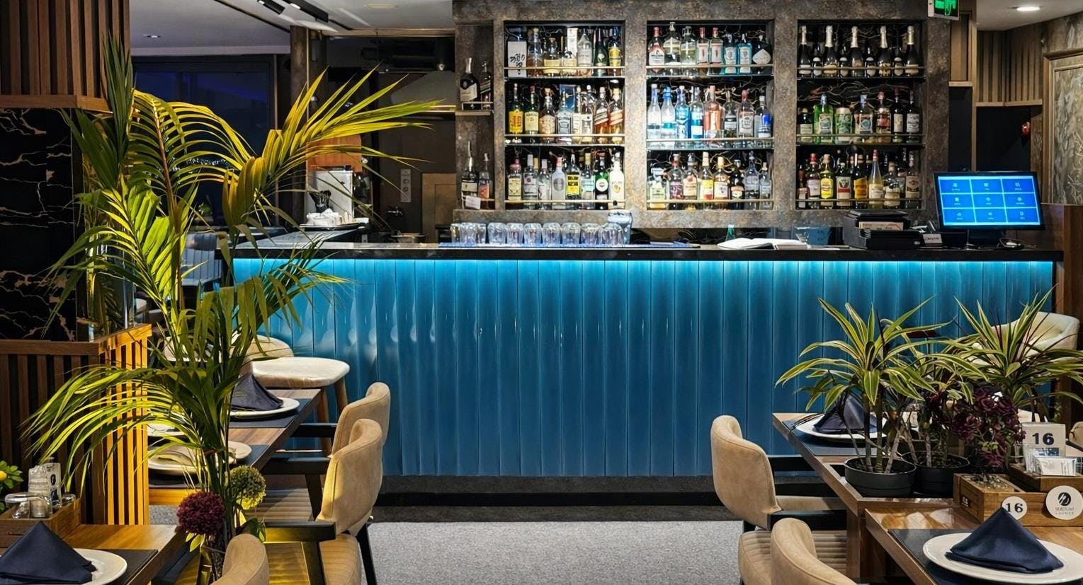 Photo of restaurant Seafront Lounge Rooftop Restaurant in Sultanahmet, Istanbul - Photo 11