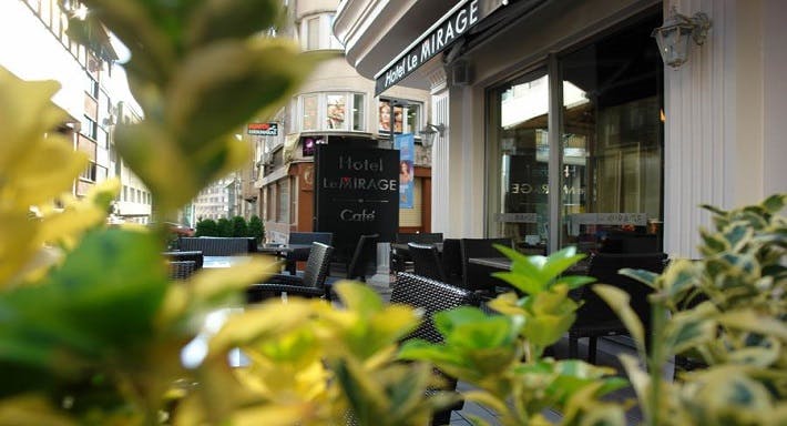 Şişli, İstanbul şehrindeki Le Mirage Cafe restoranının fotoğrafı