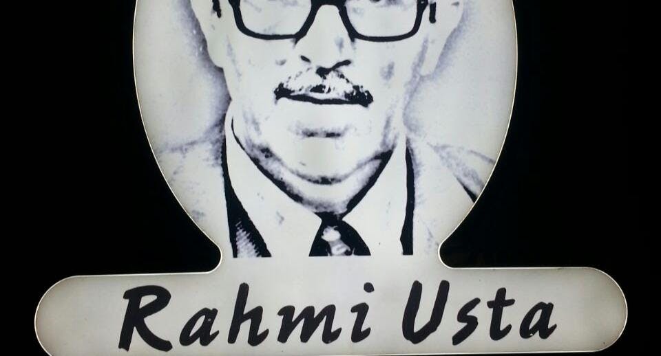 Zeytinburnu, Istanbul şehrindeki Merkezefendi Köftecisi Rahmi Usta 1962 restoranının fotoğrafı